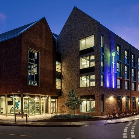 Holiday Inn Express Cambridge West - Cambourne By Ihg Exterior photo